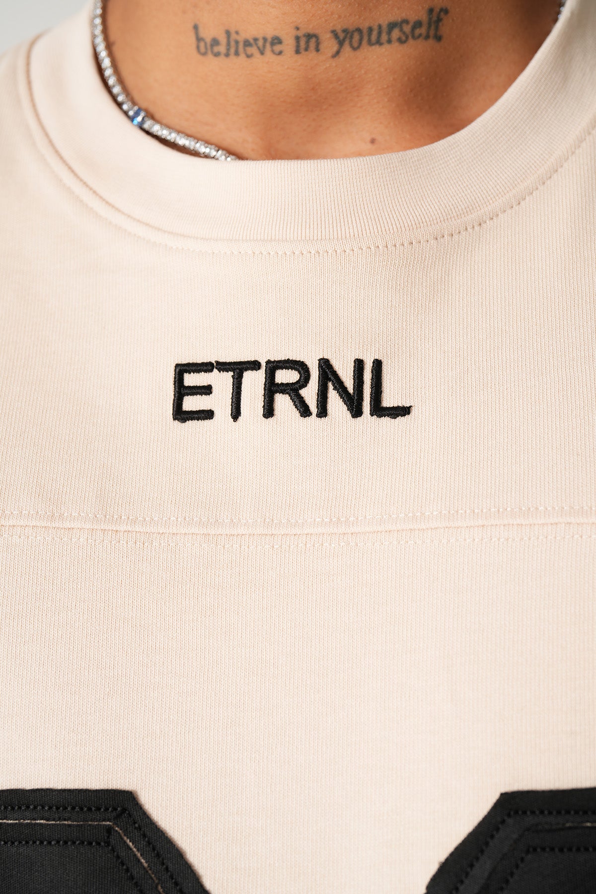 ETRNL 00 Oversised T-Shirt